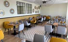 Logis Hotels - Le Bellaroc - Hotel 2 Etoiles Et Restaurant